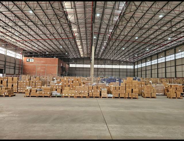6,939M² WAREHOUSE TO LET IN NORTH RIDING